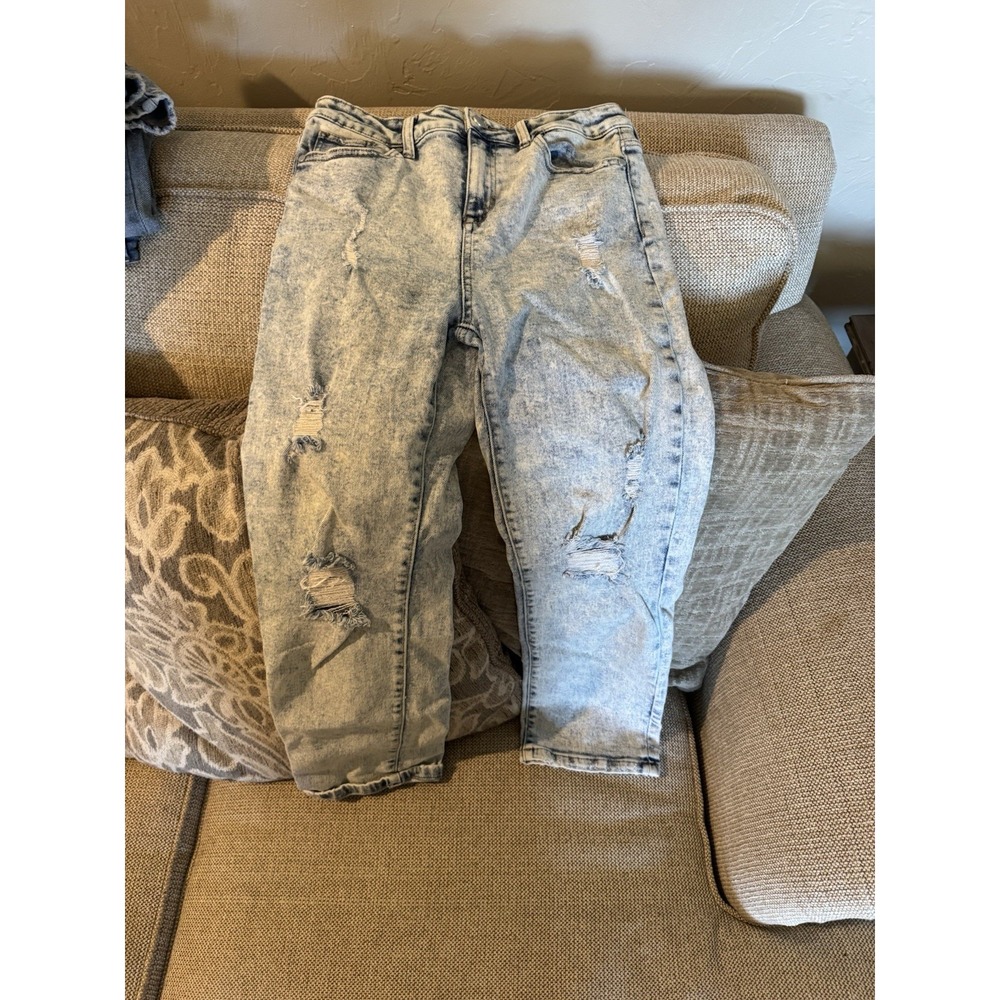 Kendall and kylie cropped jeans size 7/28 womens